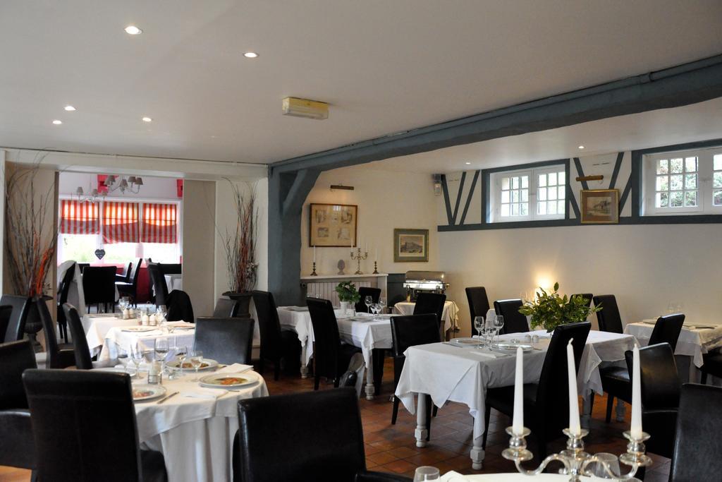 Hostellerie Et Spa De La Vieille Ferme Criel-sur-Mer Esterno foto