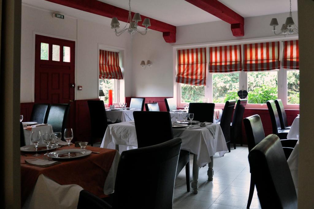 Hostellerie Et Spa De La Vieille Ferme Criel-sur-Mer Esterno foto