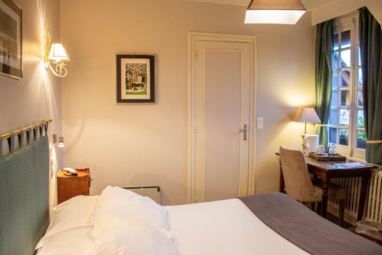 Hostellerie Et Spa De La Vieille Ferme Criel-sur-Mer Esterno foto